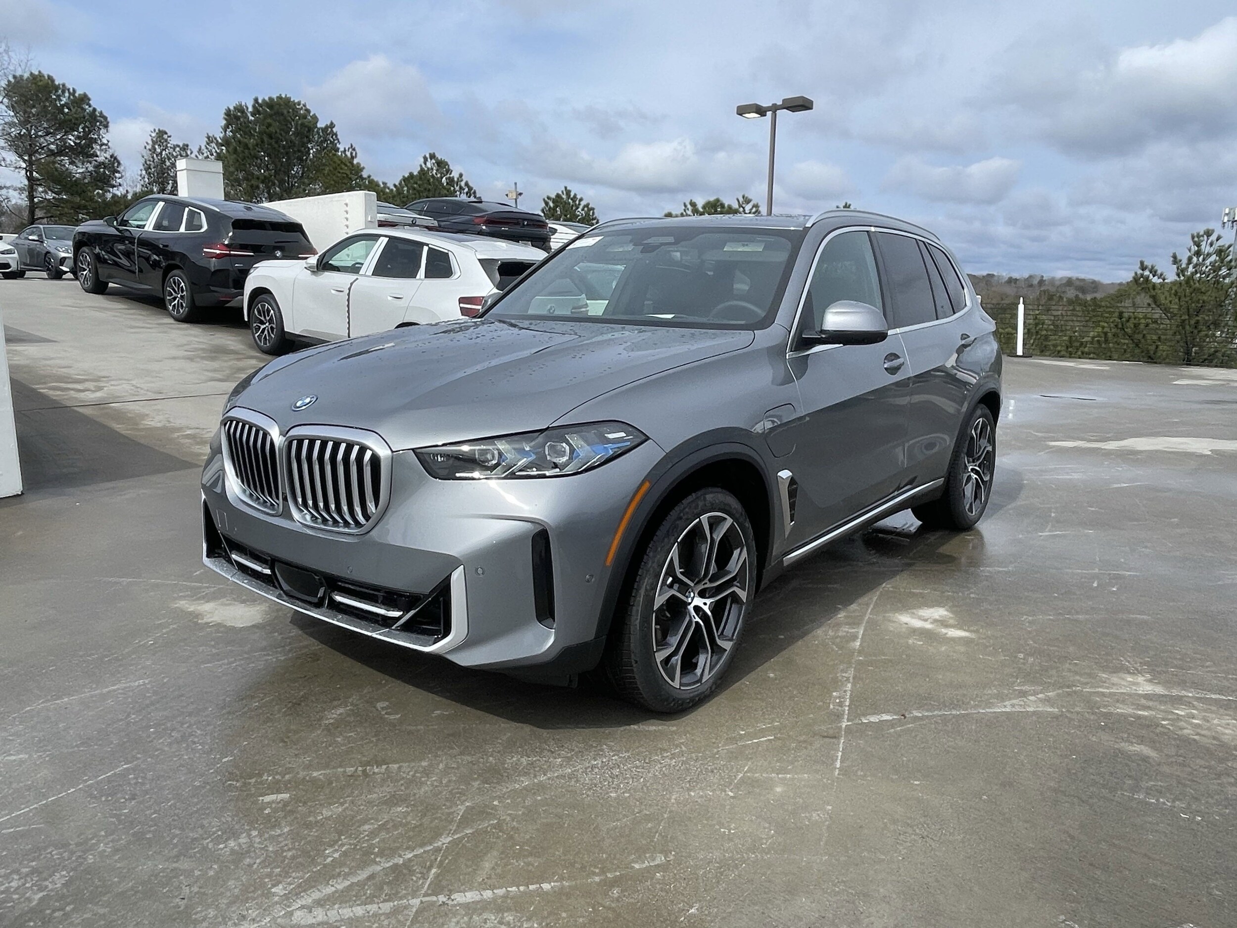 2025 Bmw X5 xDrive50e photo 3