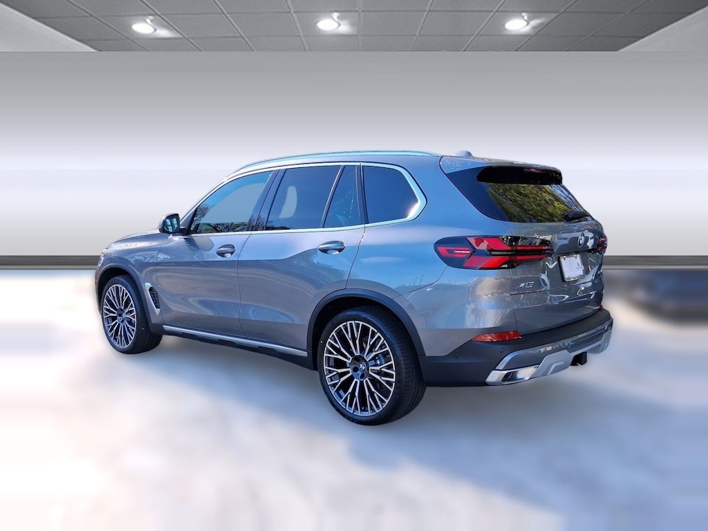 New 2026 BMW X5 xDrive40i SUV