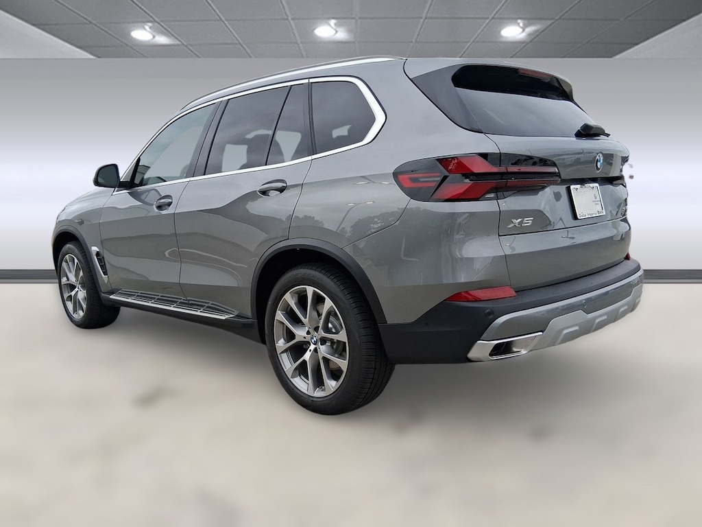 New 2026 BMW X5 sDrive40i SUV