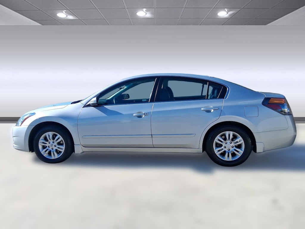 Used 2011 Nissan Altima 2.5 S Sedan