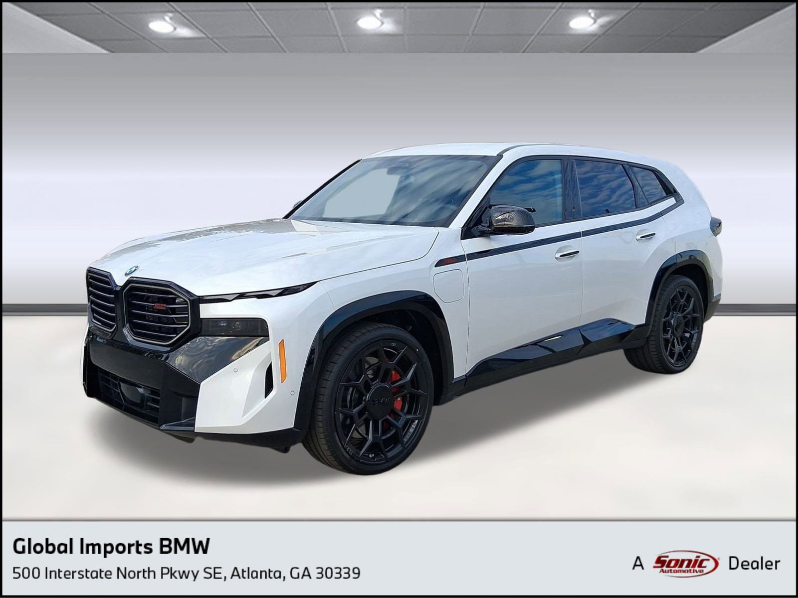 2026 BMW XM Base's photo