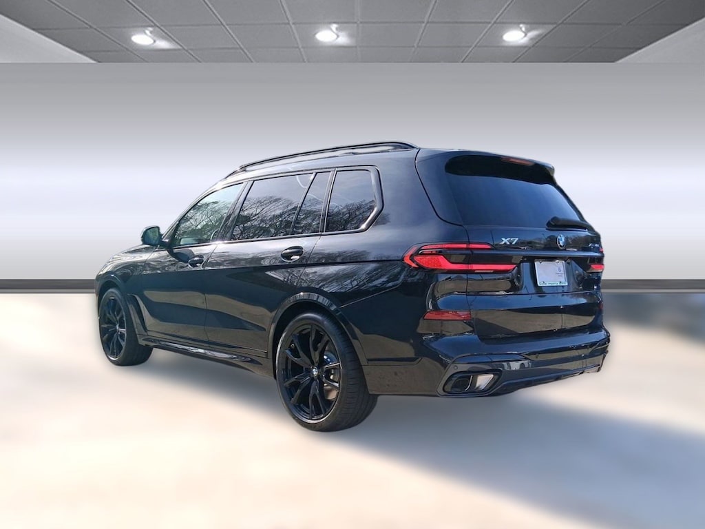 New 2026 BMW X7 xDrive40i SUV