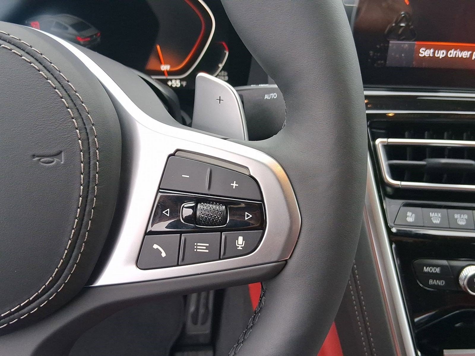 2026 BMW 8 Series 840i - Photo 22