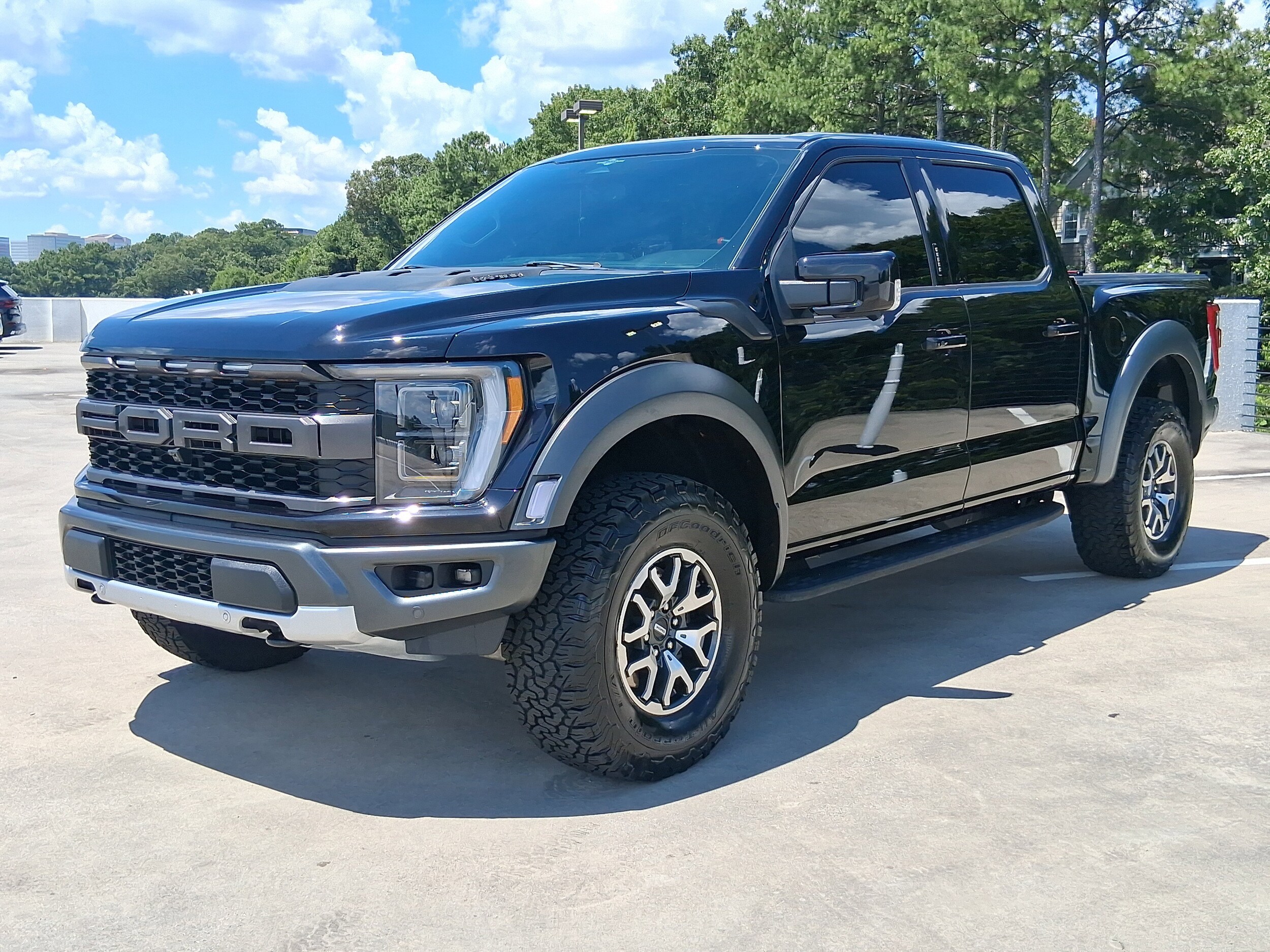 2023 Ford F-150 Raptor photo 3