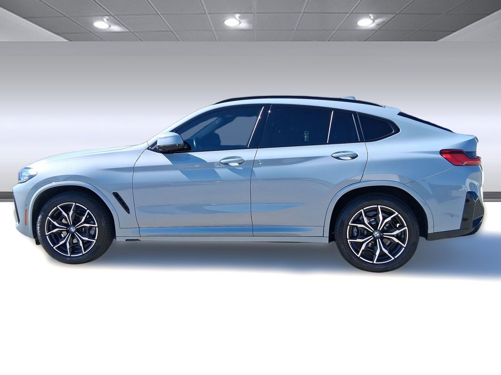 2023 Bmw X4 xDrive30i photo 2