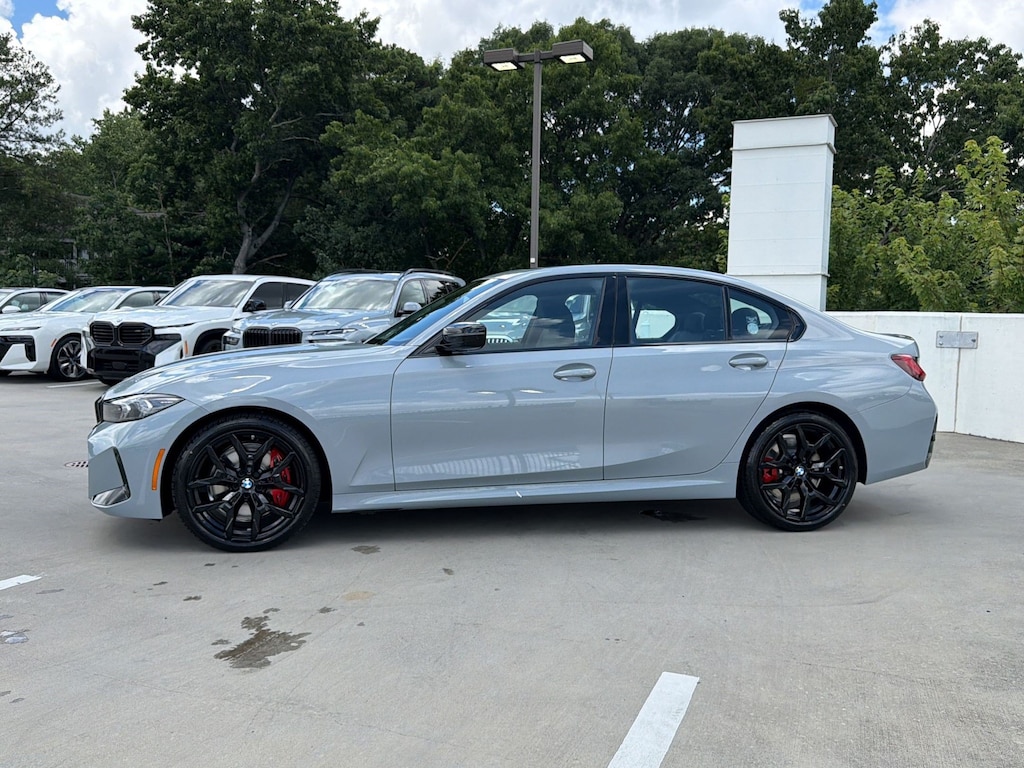New 2026 BMW 330i Sedan