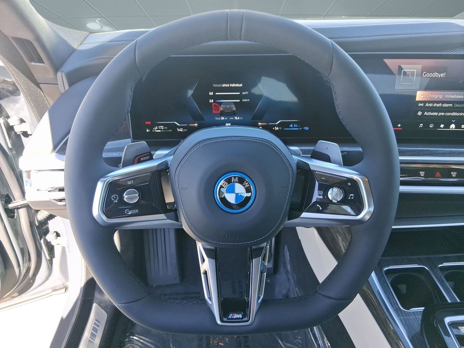 2026 BMW 7 Series 750e - Photo 15