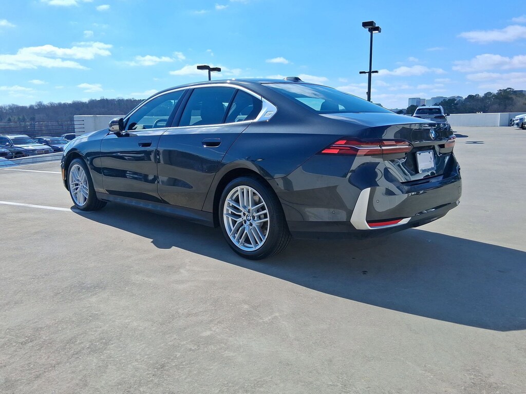 Used 2025 BMW 530i Sedan