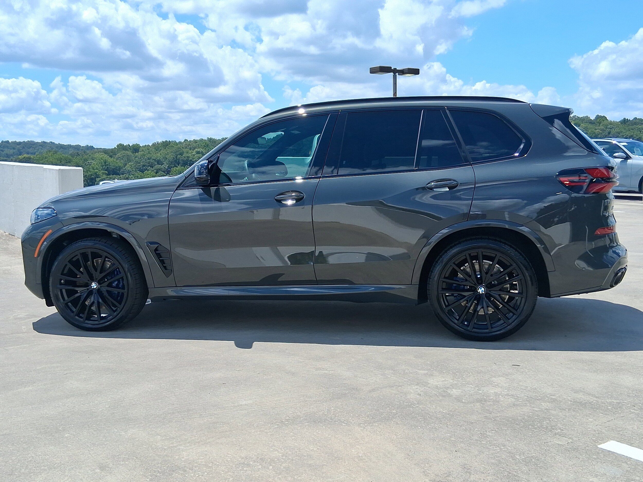 2025 Bmw X5 M60i photo 4