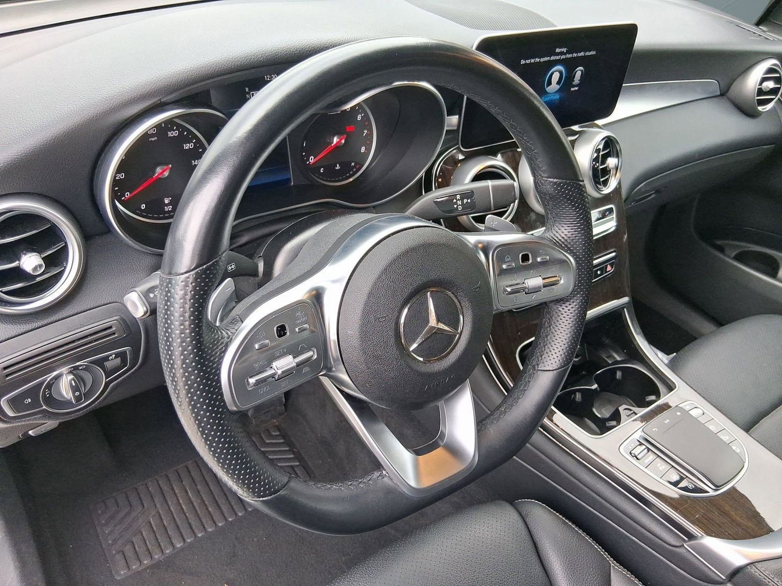 2021 Mercedes Benz GLC 300 photo 3
