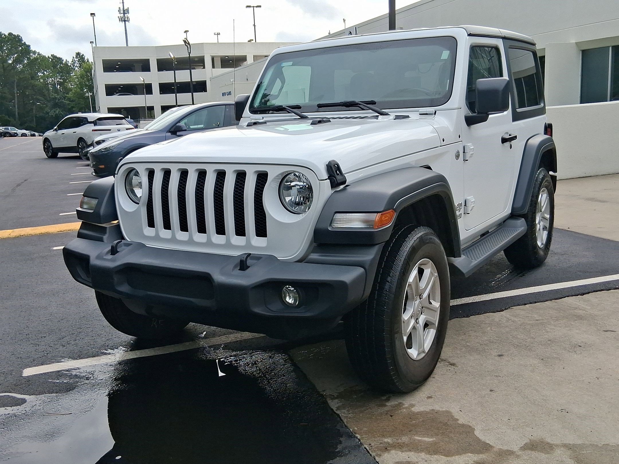 2019 Jeep Wrangler Sport photo 2