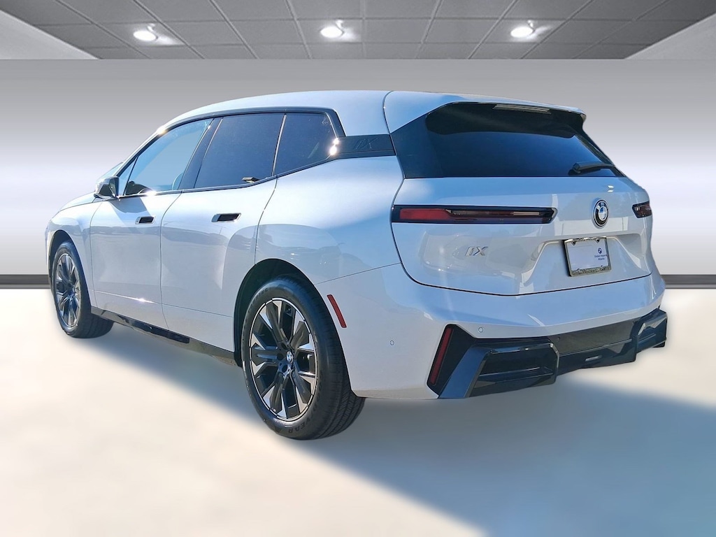 New 2026 BMW iX xDrive60 SUV