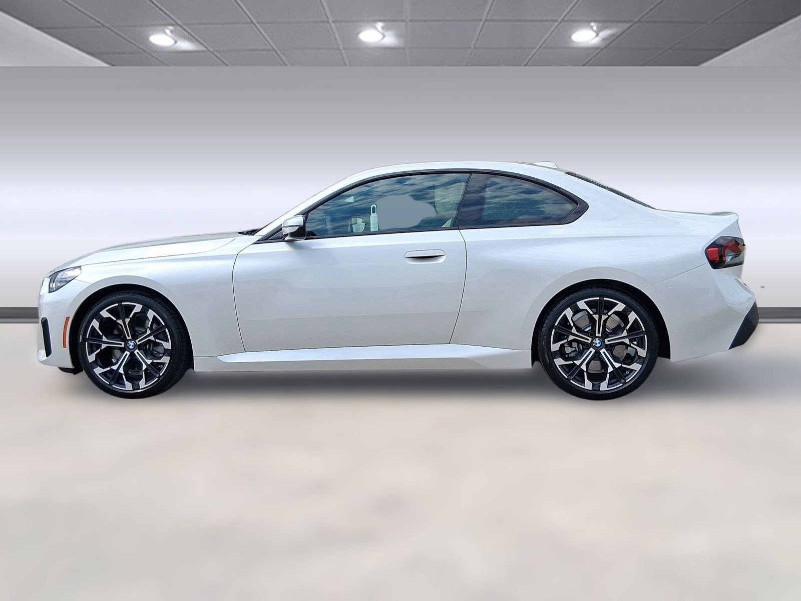 2025 Bmw 230i Coupe photo 2