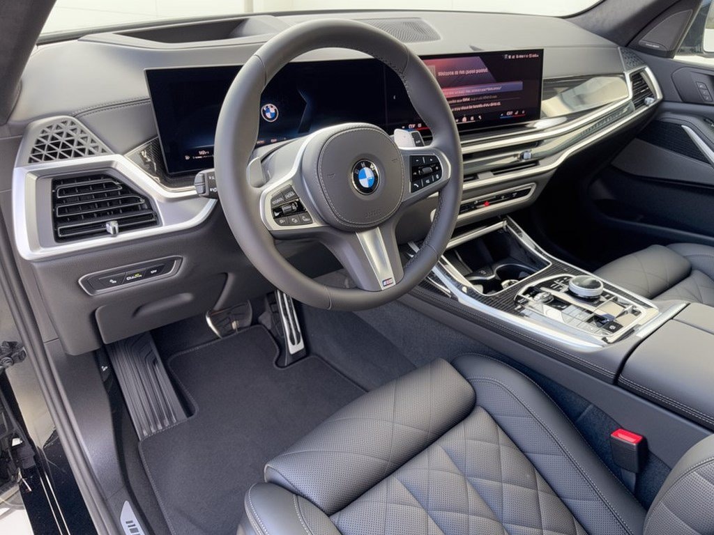 New 2027 BMW X7 xDrive40i SUV
