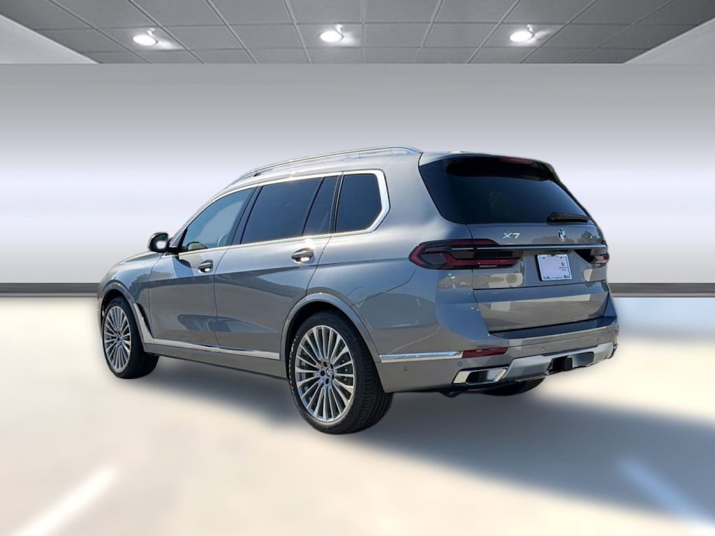 New 2027 BMW X7 xDrive40i SUV