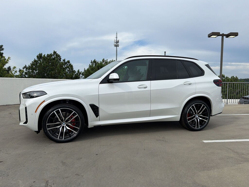 New 2026 BMW X5 sDrive40i SUV