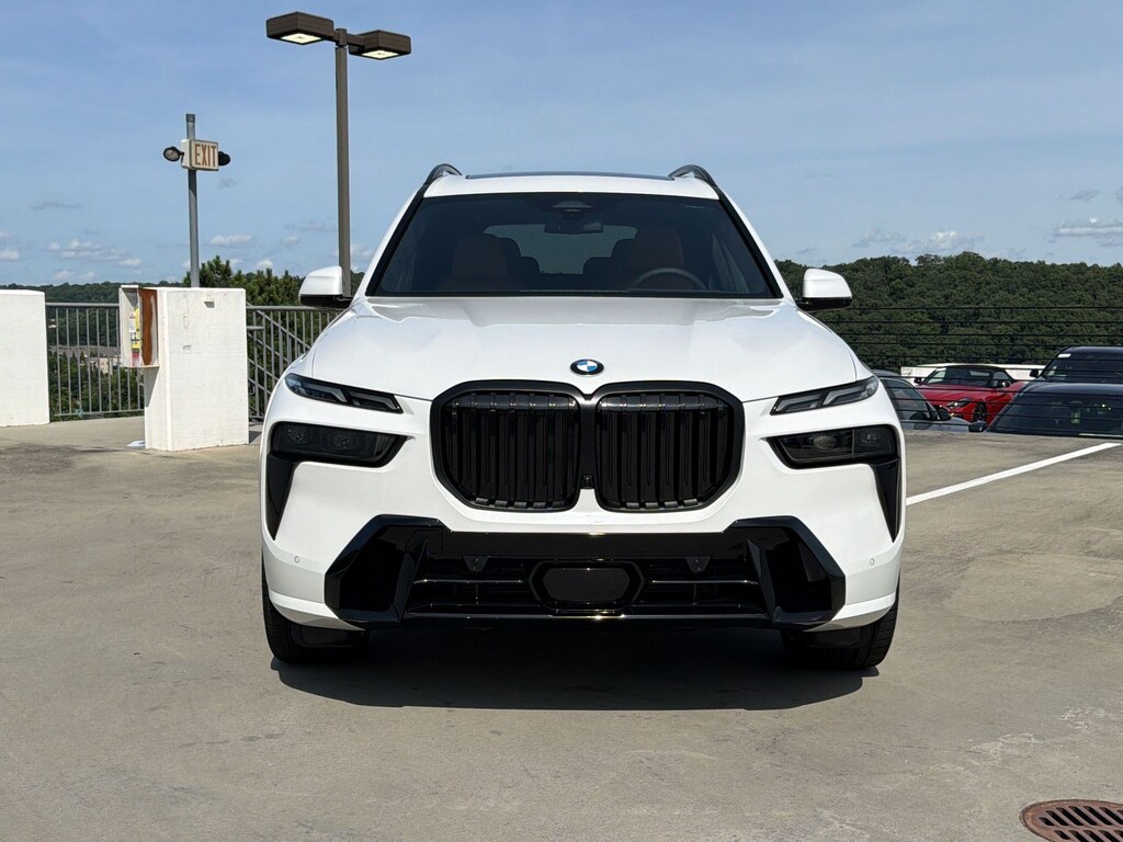 New 2027 BMW X7 xDrive40i SUV