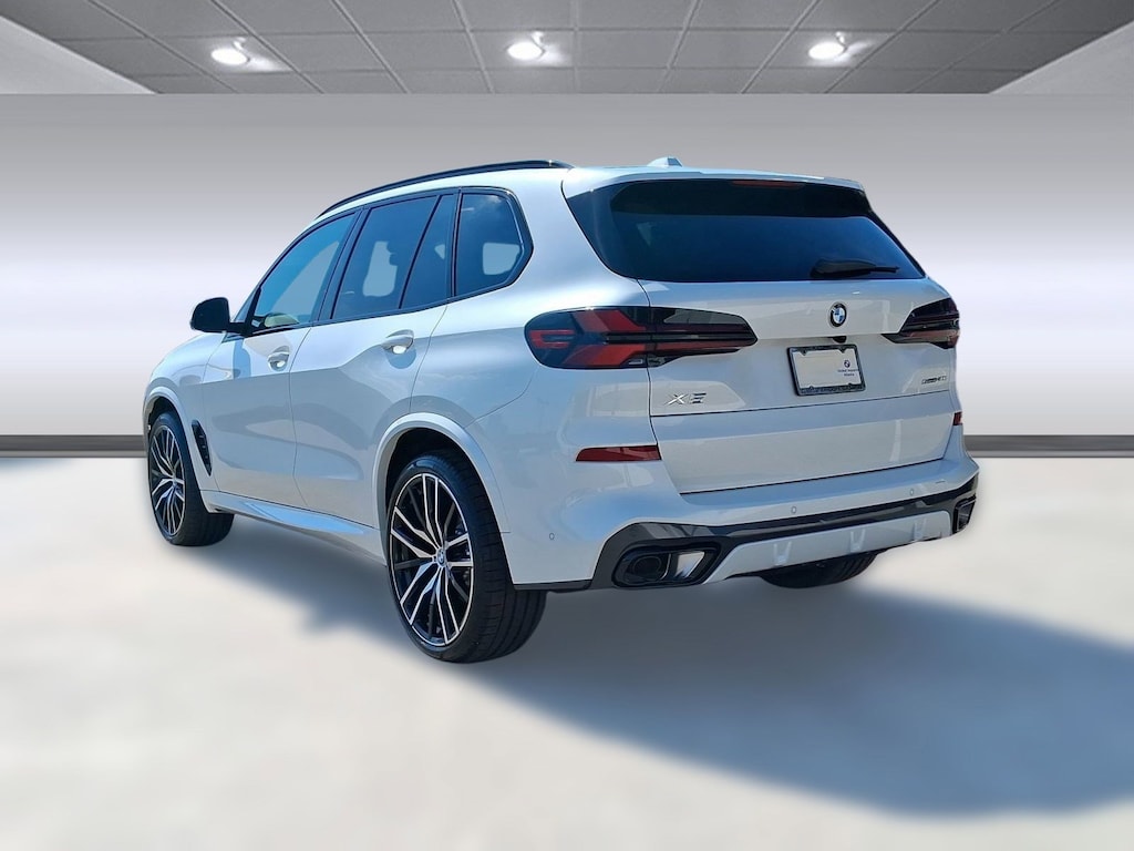 New 2026 BMW X5 sDrive40i SUV