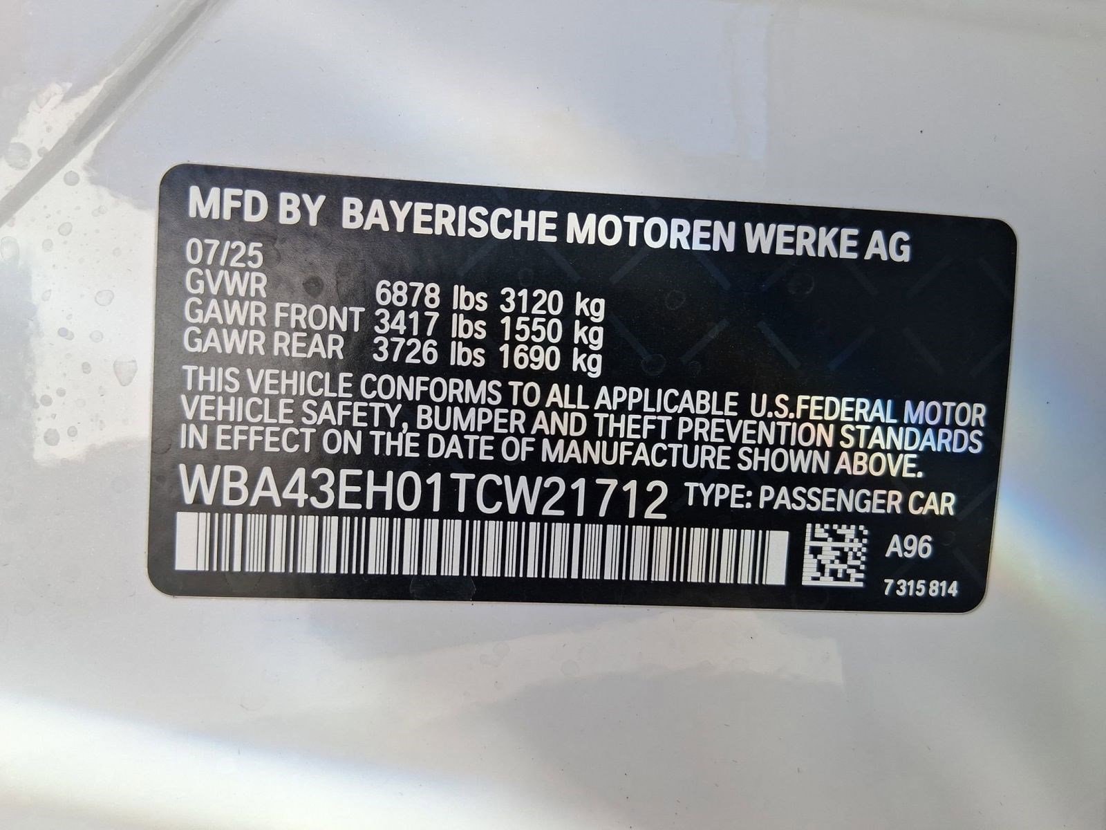 2026 BMW 7 Series 750e - Photo 18