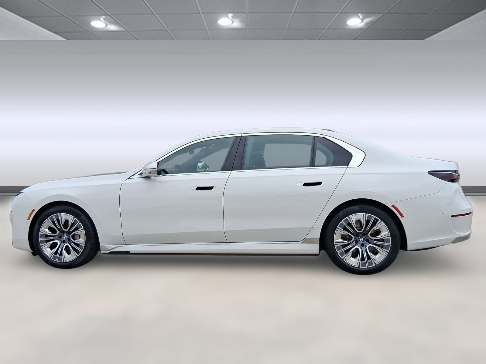 2025 Bmw i7 xDrive60 photo 2