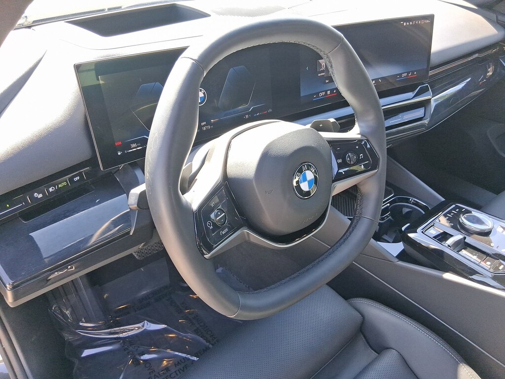 Used 2025 BMW 530i Sedan