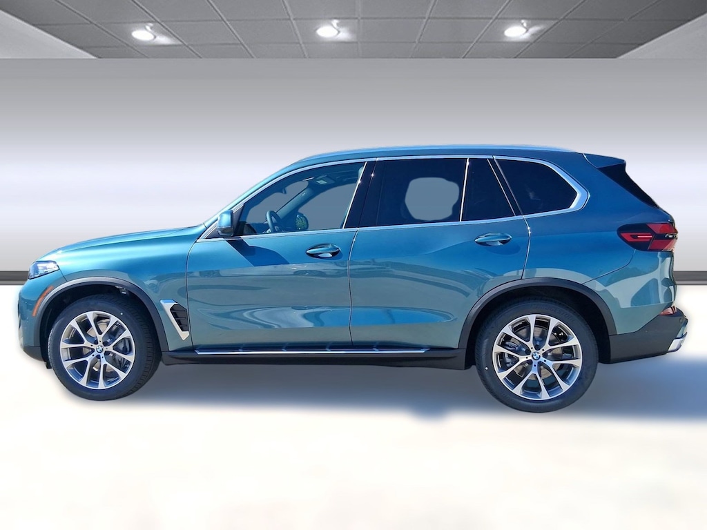 New 2026 BMW X5 sDrive40i SUV