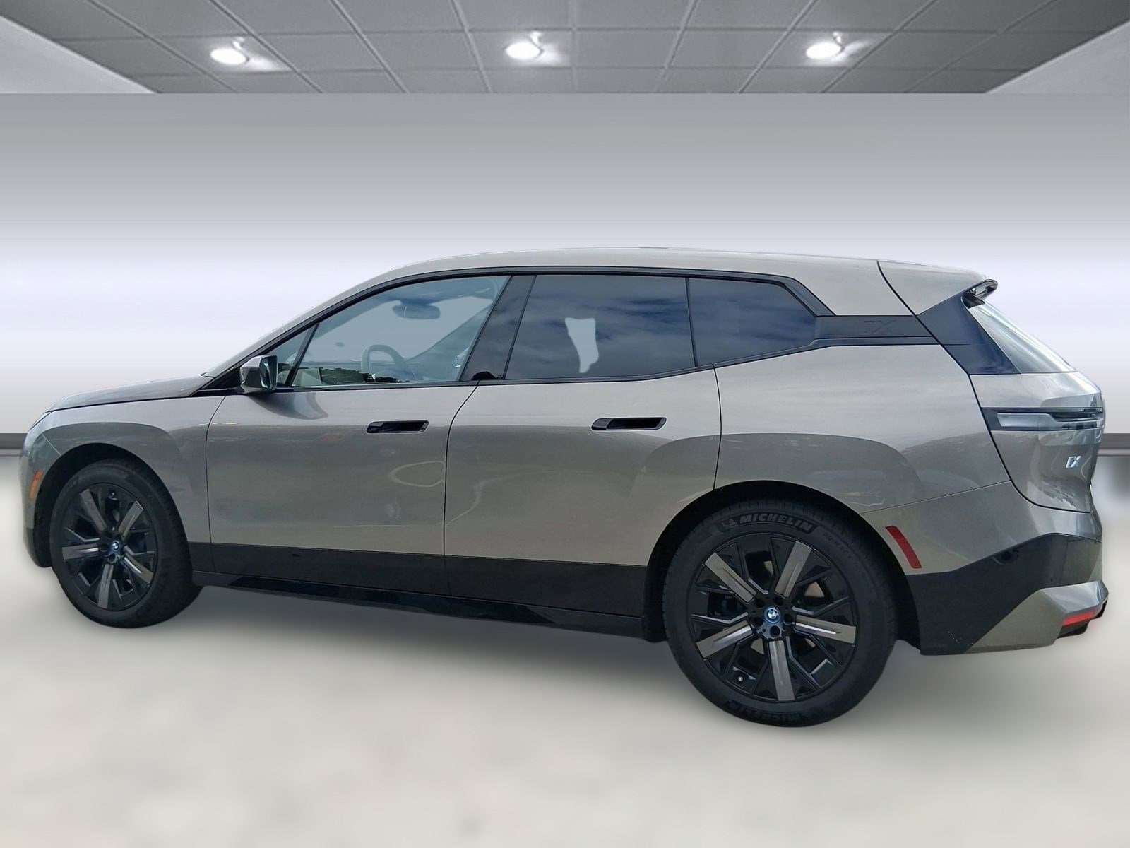 Used 2024 BMW iX Base with VIN WB523CF02RCN25528 for sale in Atlanta, GA