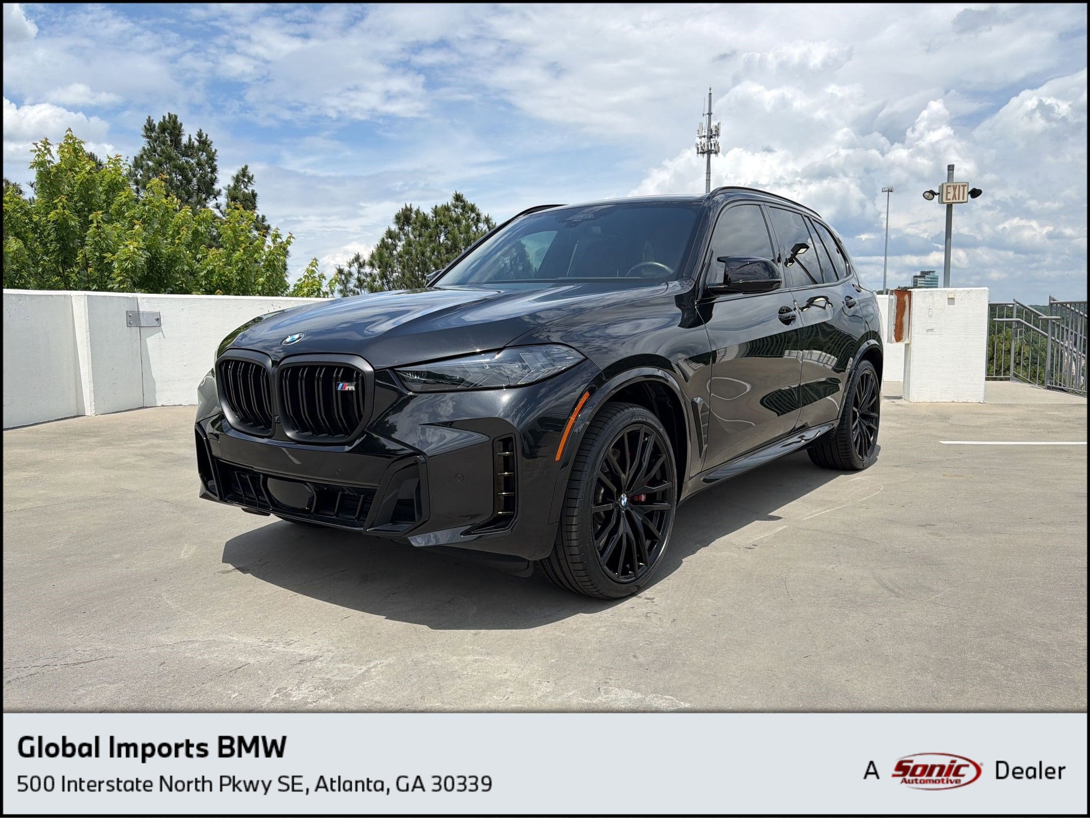 2025 BMW X5 M60i's photo