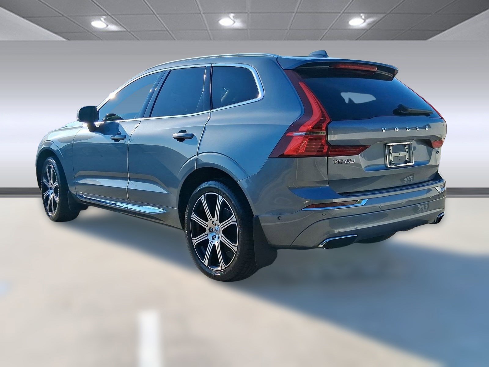 2020 Volvo XC60 T5 Inscription photo 2