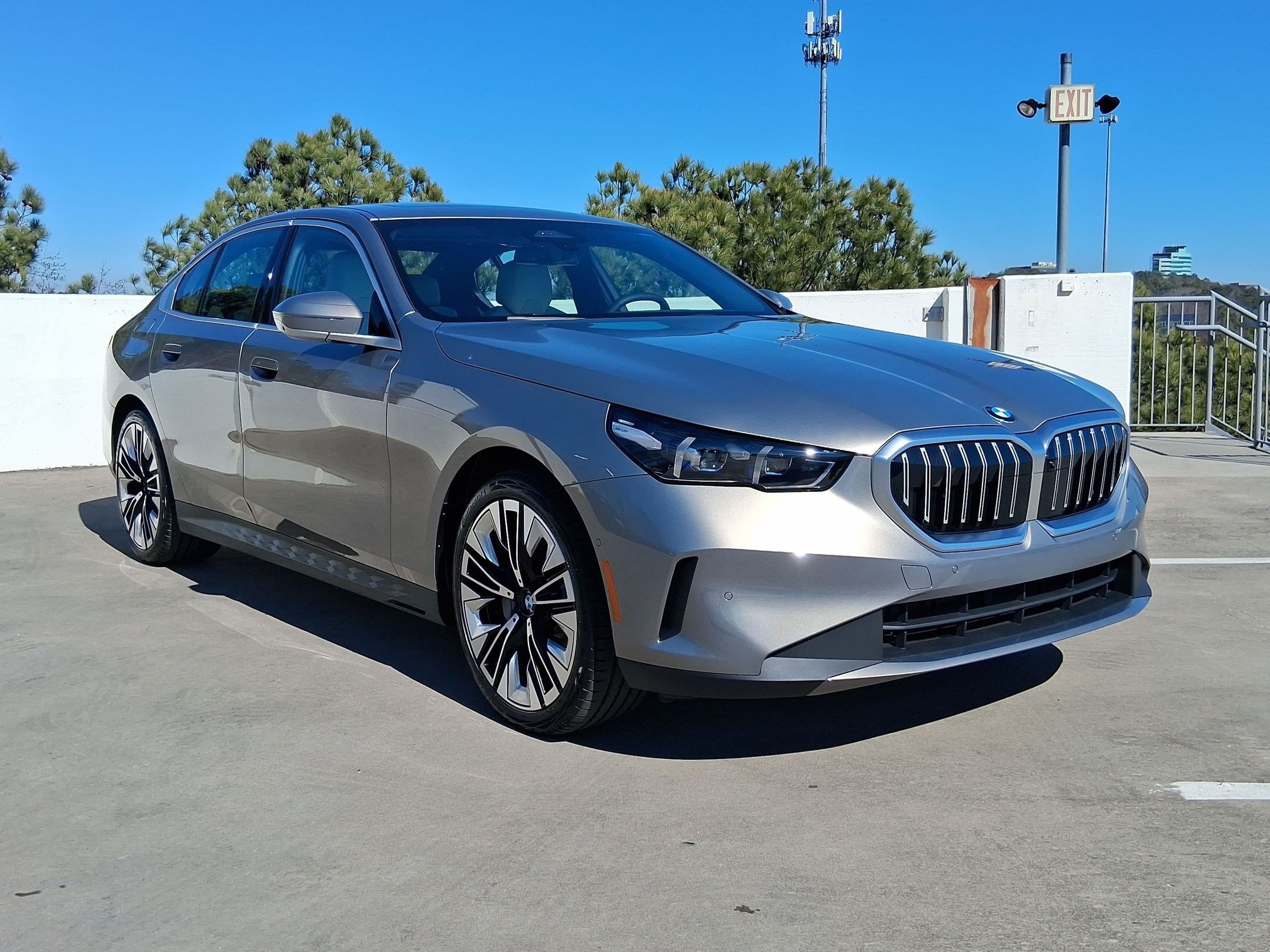 2026 BMW 5 Series 530i - Photo 6