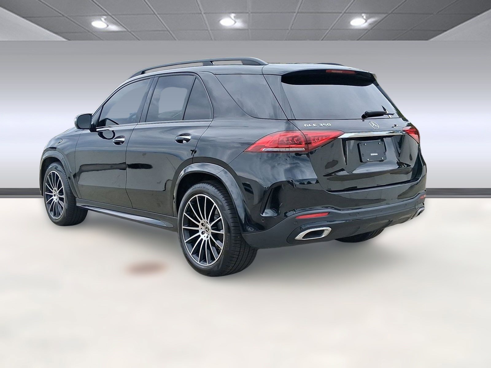 2022 Mercedes Benz GLE 350 4MATIC photo 2