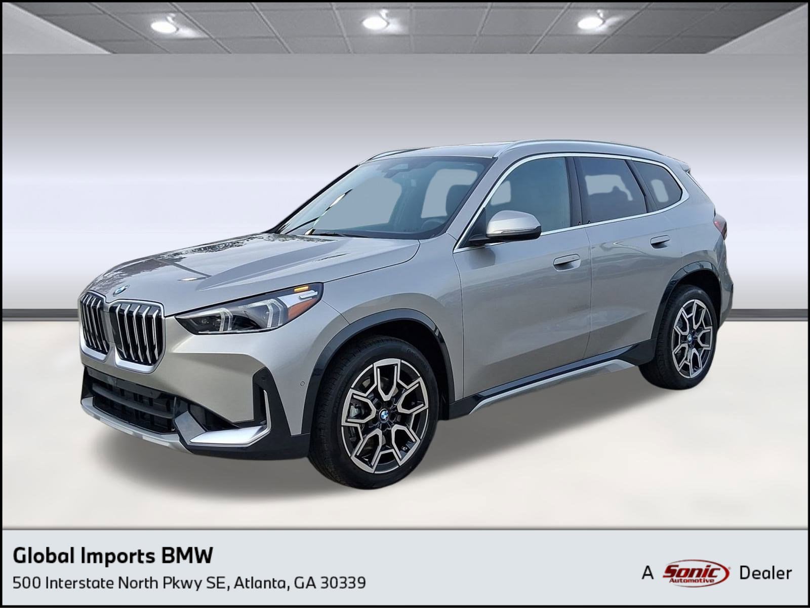 2026 BMW X1 28i's photo
