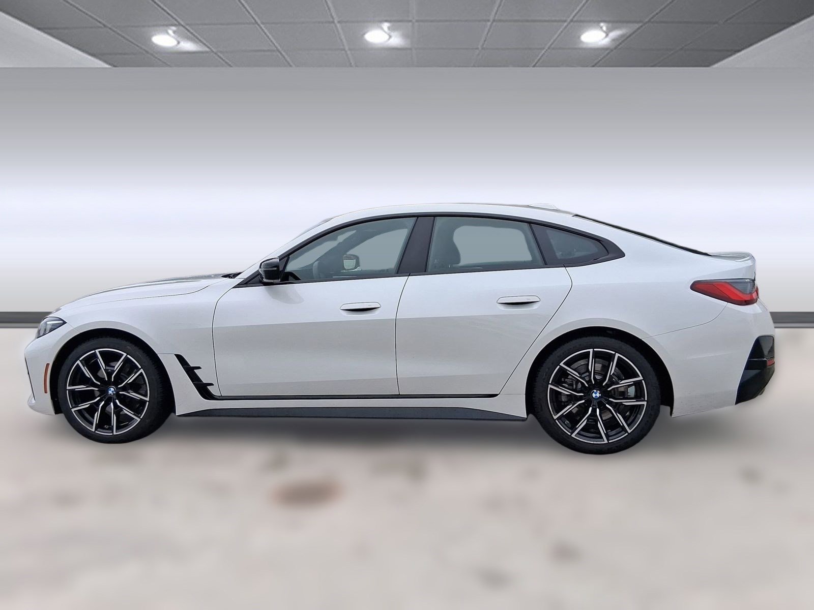 2025 Bmw 430i xDrive photo 2