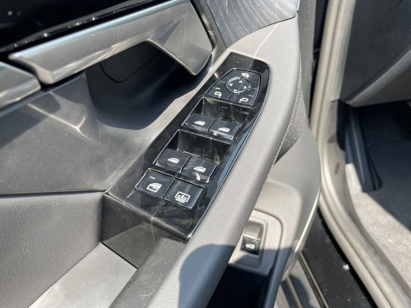 2026 BMW 5 Series 530i - Photo 21