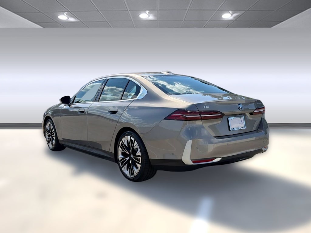 New 2027 BMW i5 eDrive40 Sedan