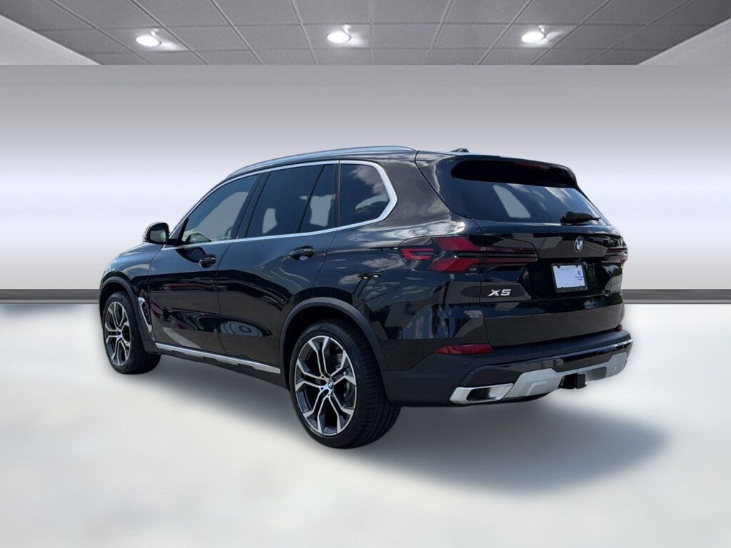 New 2026 BMW X5 xDrive40i SUV