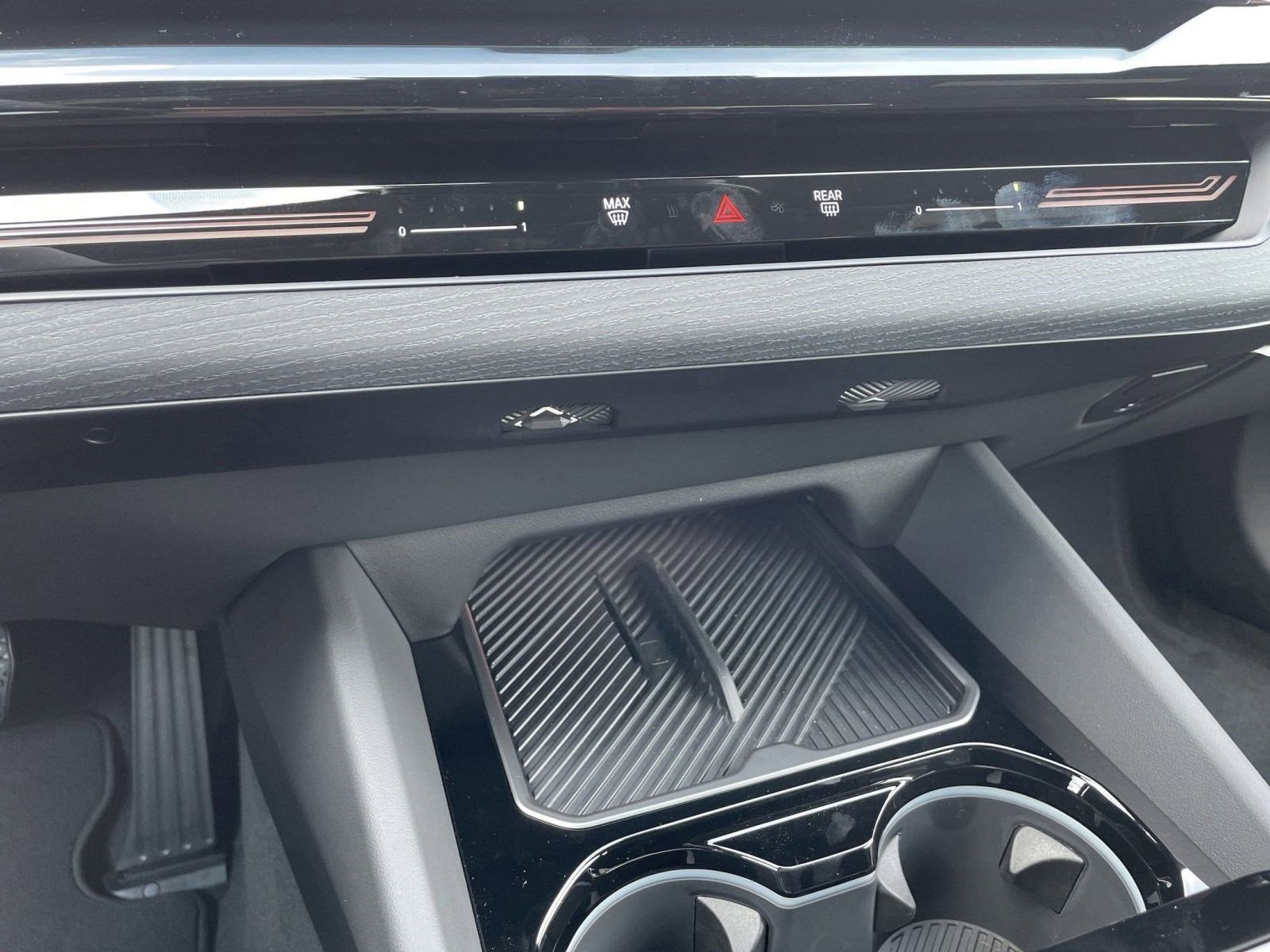 2026 BMW 5 Series 530i - Photo 27