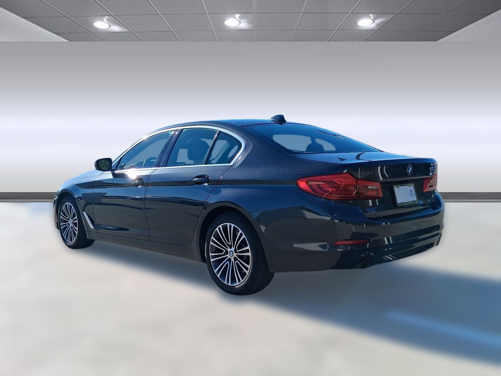 2019 Bmw 530i Sedan photo 3