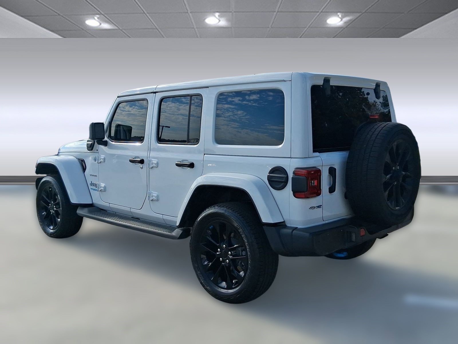 2022 Jeep Wrangler 4xe Sahara Unlimited photo 3