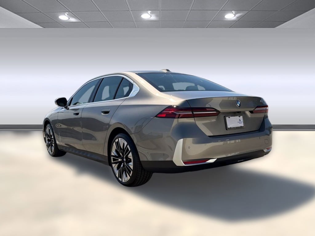 New 2026 BMW 530i Sedan