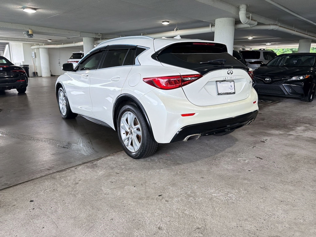 Used 2017 INFINITI QX30 Premium SUV