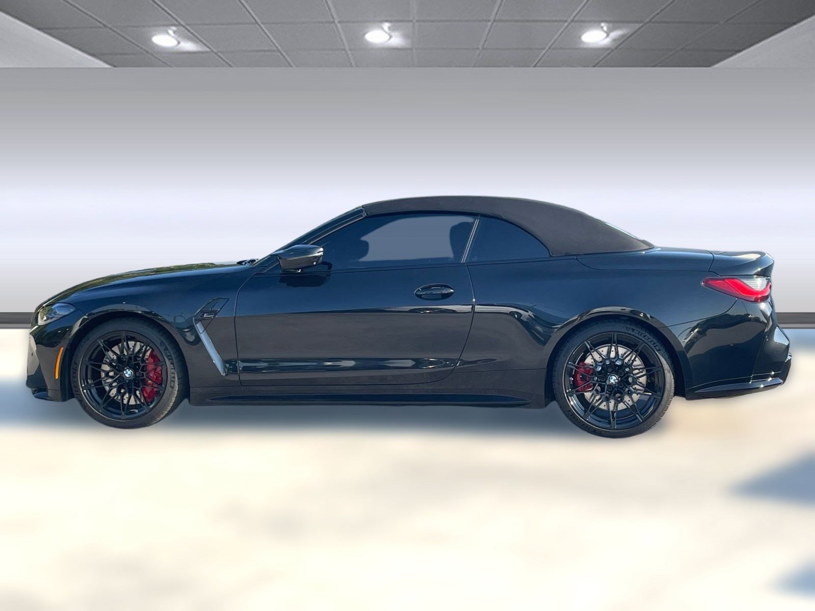 2024 Bmw M4 Competition xDrive Convertible photo 2