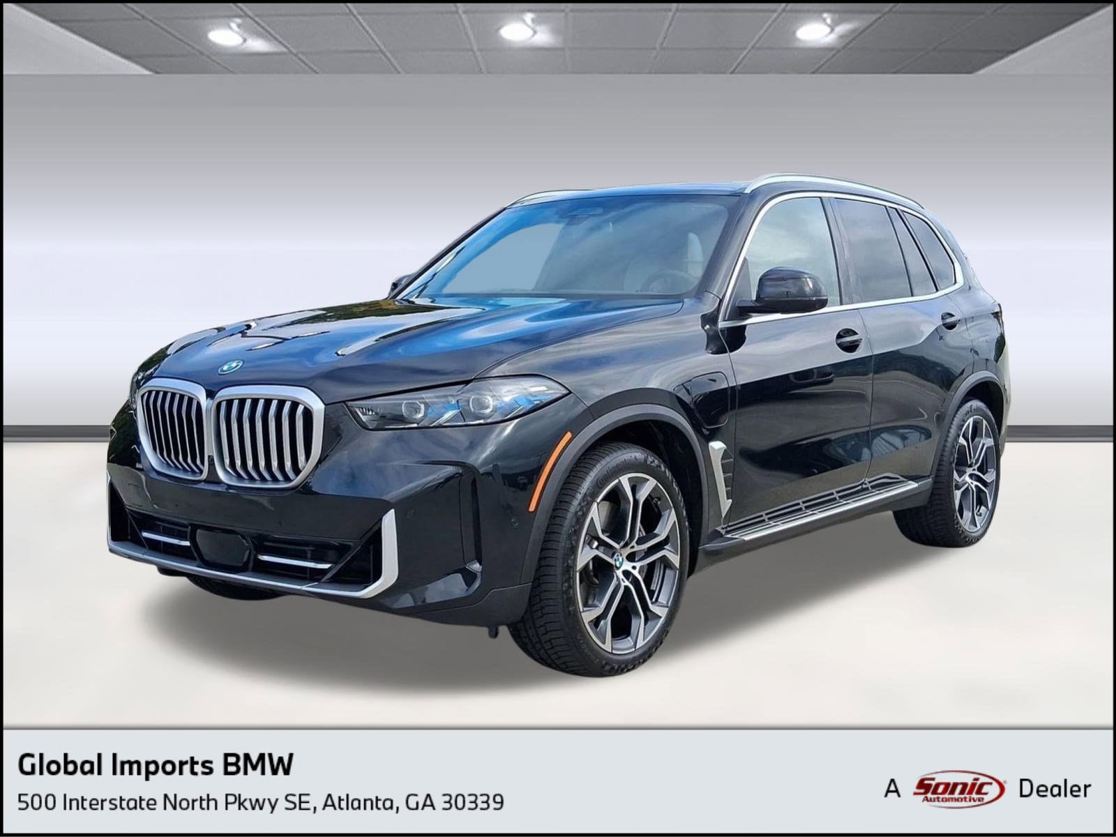 2025 BMW X5 50e's photo