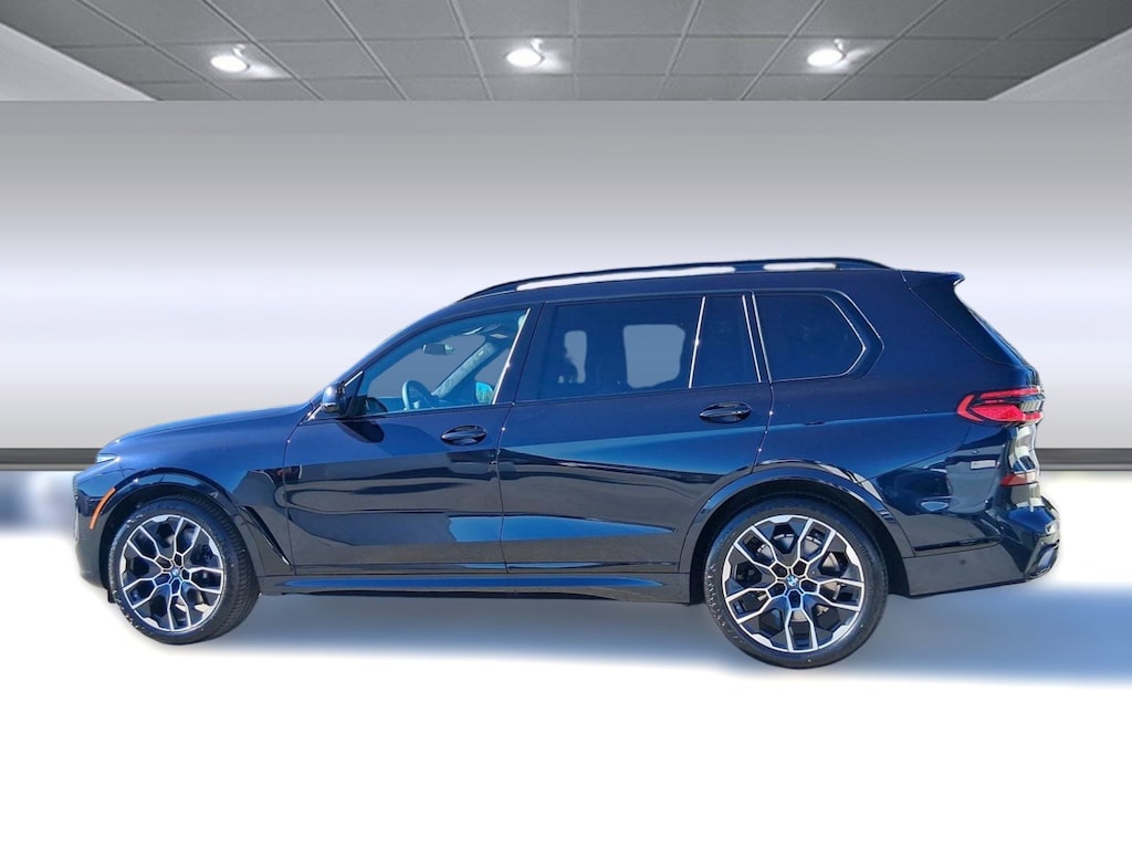 New 2026 BMW X7 xDrive40i SUV