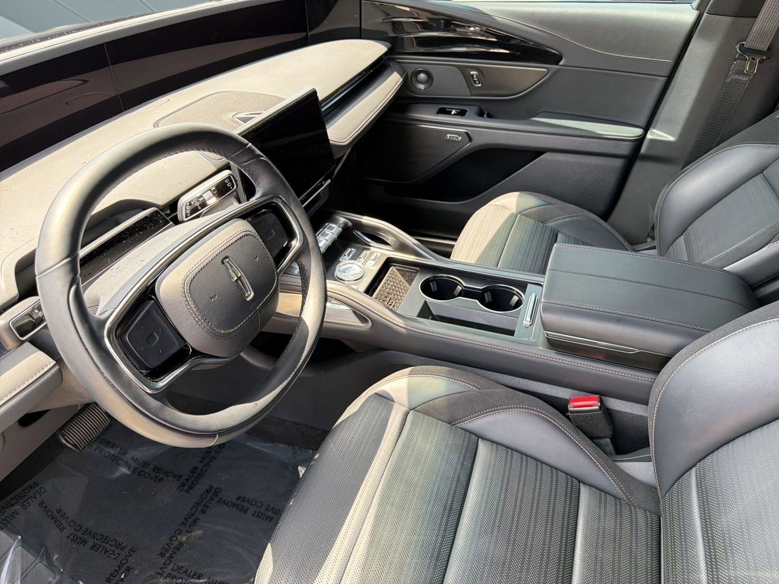 Nautilus Reserve SUV