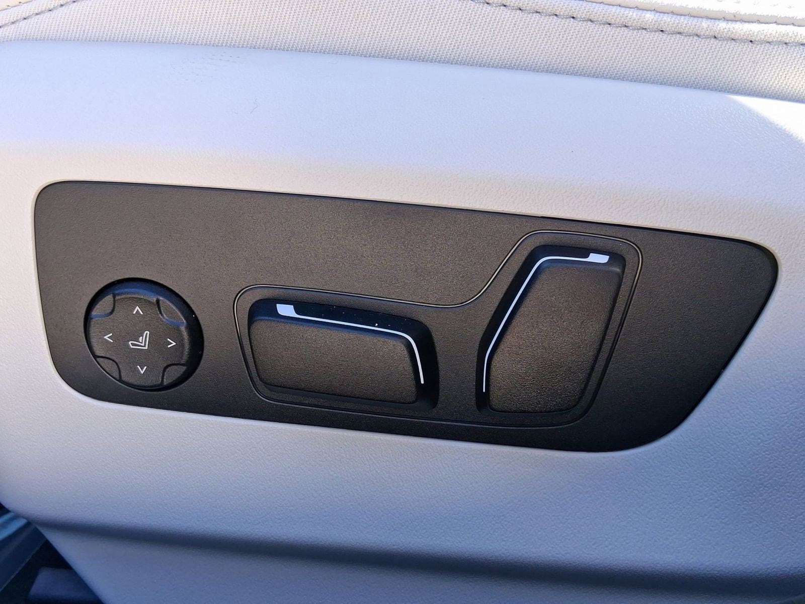 2026 BMW 5 Series 530i - Photo 13