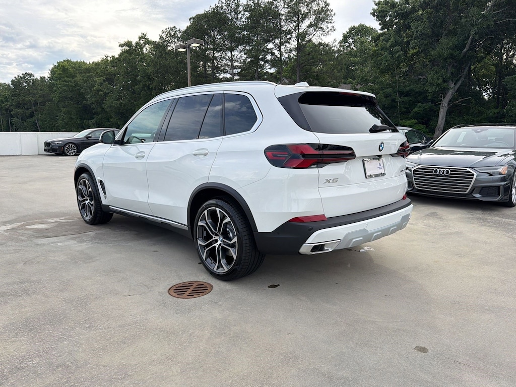 New 2026 BMW X5 xDrive40i SUV