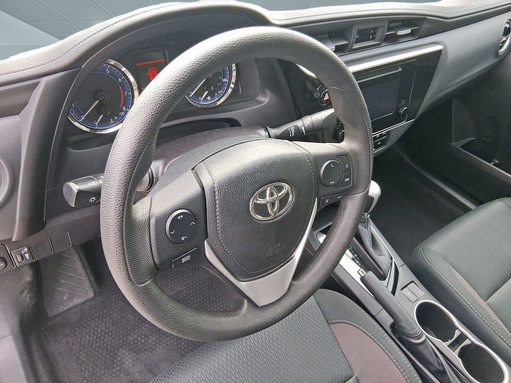 Used 2019 Toyota Corolla LE LE CVT