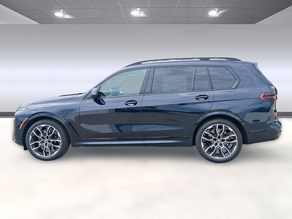 New 2026 BMW X7 xDrive40i SUV