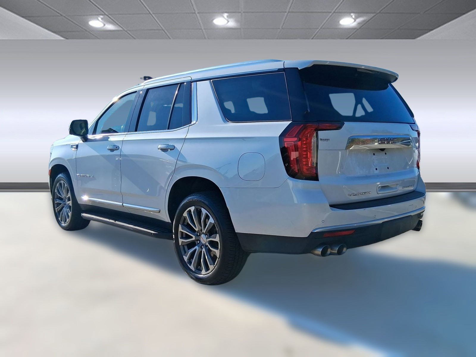 2021 Gmc Yukon Denali photo 3